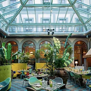 25hours-hotel-piazza-san-paolino.it-tuscanyhotel.com/